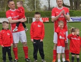 Laatste thuiswedstrijd van Oeds Kuipers en Ietze Durk Keuning in eerste elftal
